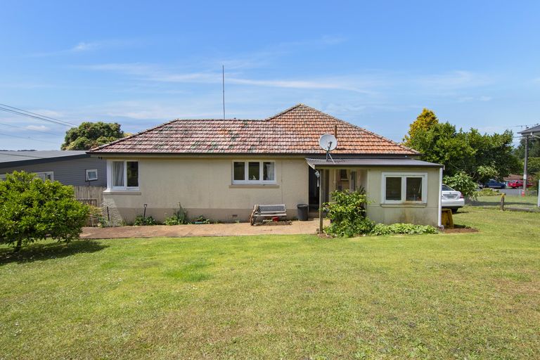 Photo of property in 98 Station Road, Te Kamo, Whangarei, 0112