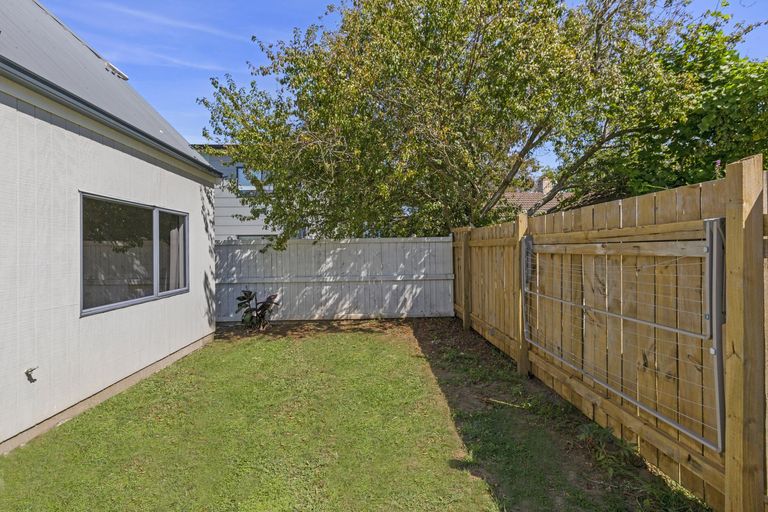 Photo of property in 17 Joshua Lane, Hamilton East, Hamilton, 3216