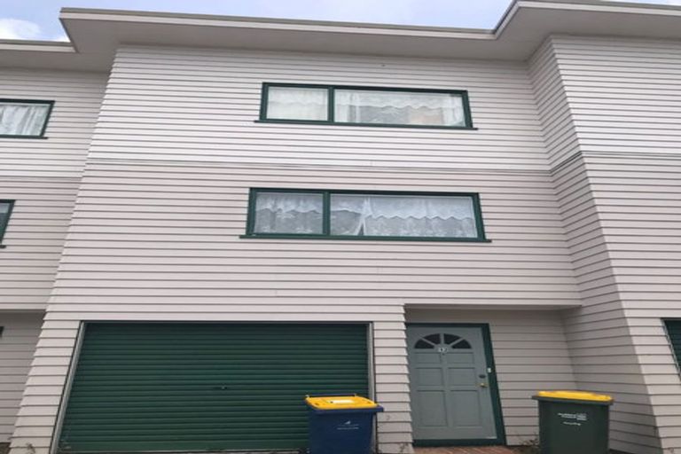 Photo of property in 12/1 Briar Way, New Lynn, Auckland, 0600