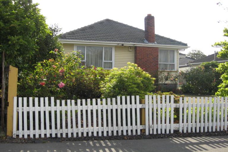 Photo of property in 84 Middleton Road, Upper Riccarton, Christchurch, 8041