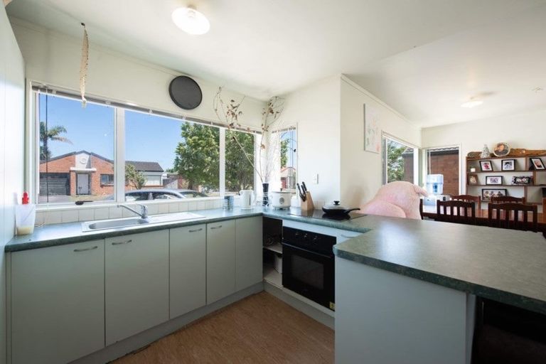 Photo of property in 21 Kona Crescent, Henderson, Auckland, 0610