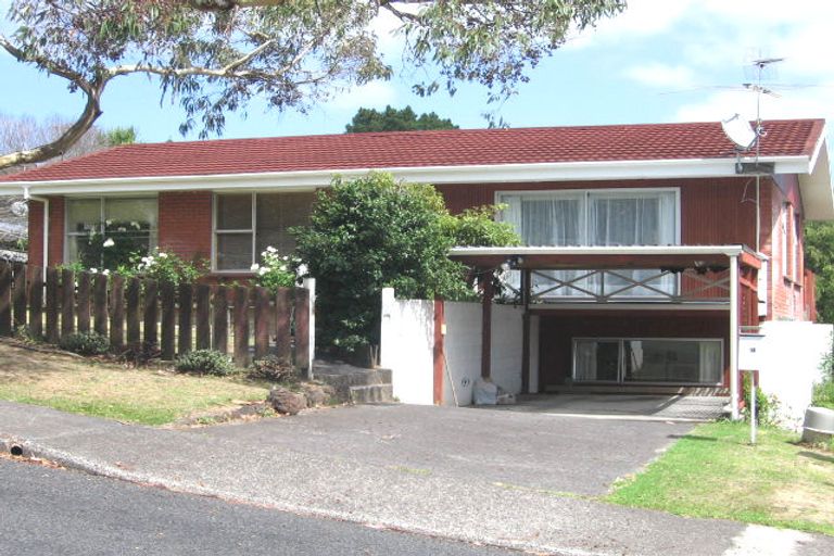 Photo of property in 14 Morriggia Place, Bayview, Auckland, 0629