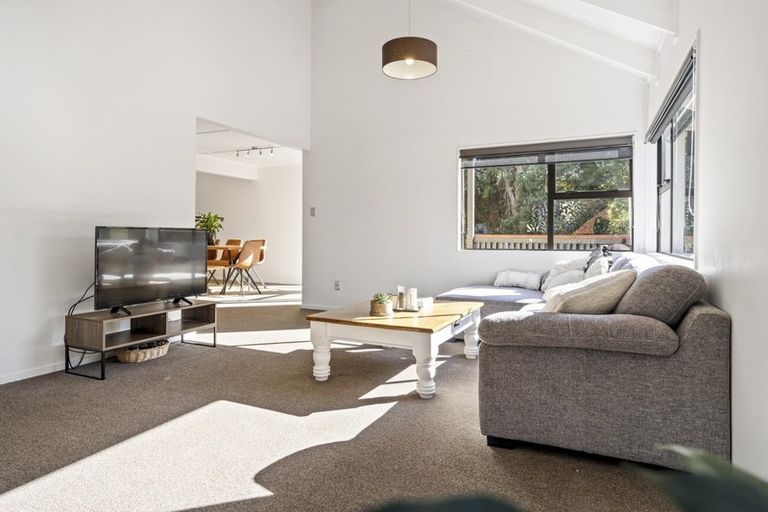 Photo of property in 7 Vogel Place, Cambridge, 3434