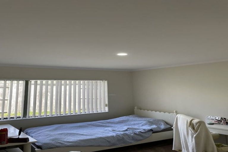 Photo of property in 212 Kilkenny Drive, East Tamaki Heights, Auckland, 2016