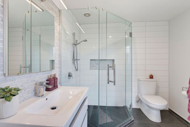 Photo of property in 12 Saffron Street, Bryndwr, Christchurch, 8053