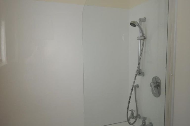 Photo of property in 40 South Terrace, Picton, 7220