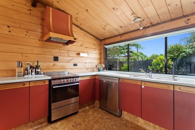 Photo of property in 17 Appleby Rise, Whakatane, 3120