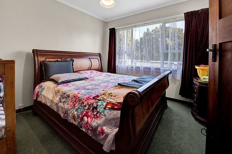 Photo of property in 45 Mangorei Road, Strandon, New Plymouth, 4312