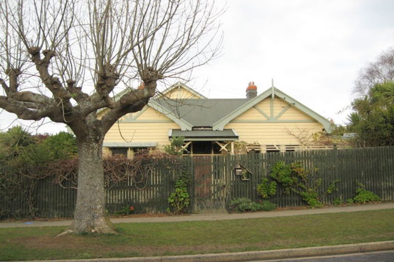 Photo of property in 21 Valpy Street, Saint Clair, Dunedin, 9012