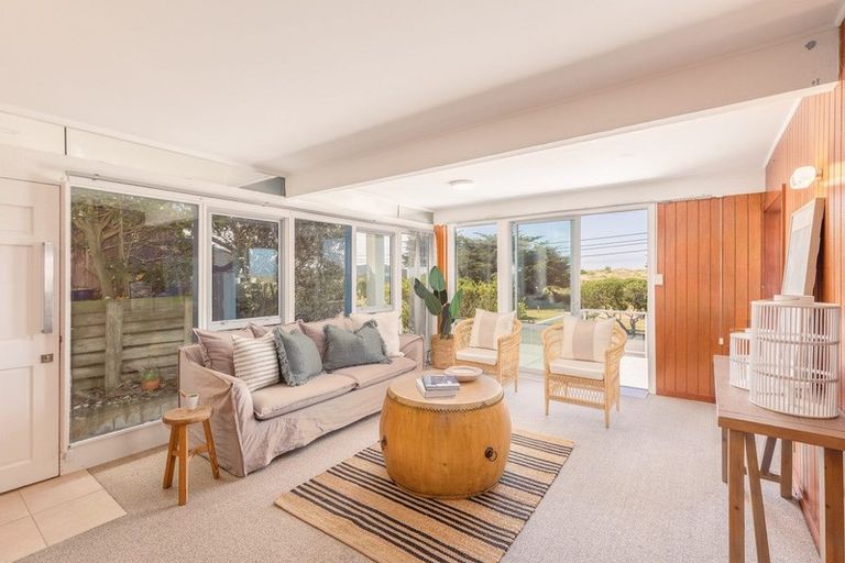 Photo of property in 378 Marine Parade, South New Brighton, Christchurch, 8062