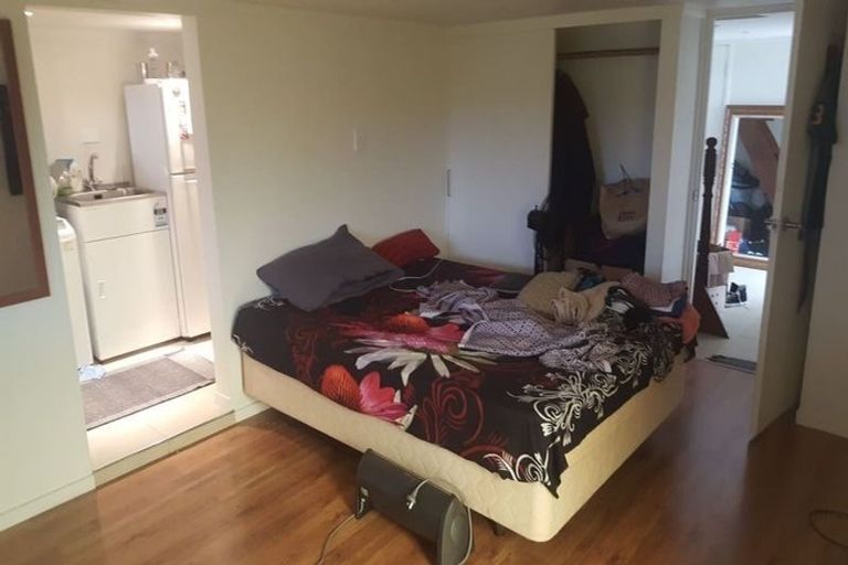 Photo of property in 17 Radiata Lane, Chatswood, Auckland, 0626