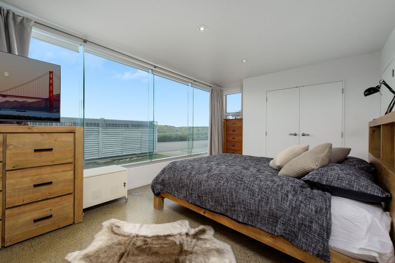 Photo of property in 1340 Papamoa Beach Road, Papamoa Beach, Papamoa, 3118