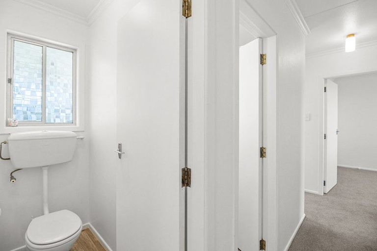 Photo of property in 109 Govett Avenue, Frankleigh Park, New Plymouth, 4310