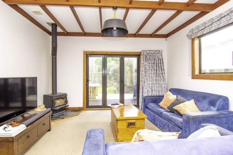 Photo of property in 12 Napier Road, Terrace End, Palmerston North, 4410