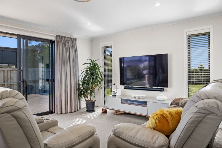 Photo of property in 5 Mervyn Brown Place, Solway, Masterton, 5810