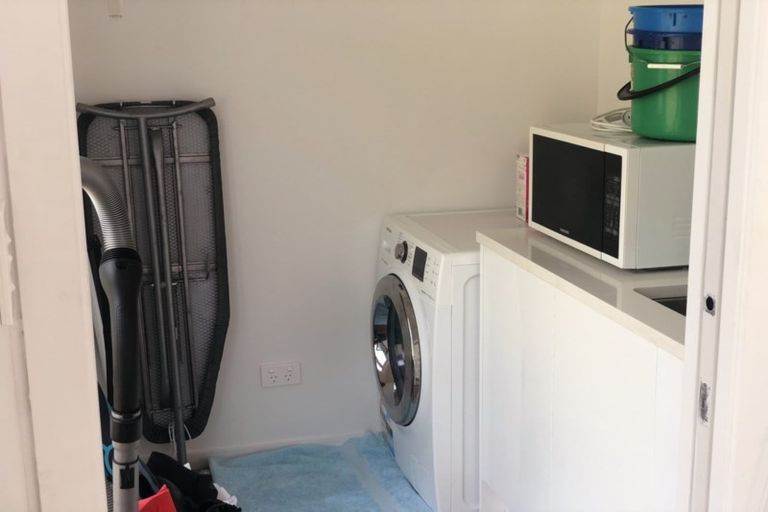 Photo of property in 40 Pooks Road, Ranui, Auckland, 0612