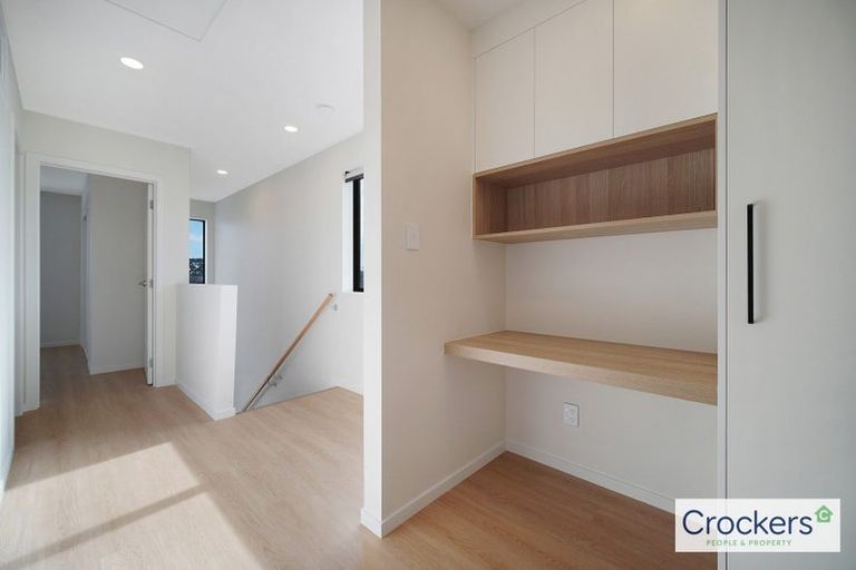 Photo of property in 83c Russell Road, Manurewa, Auckland, 2102