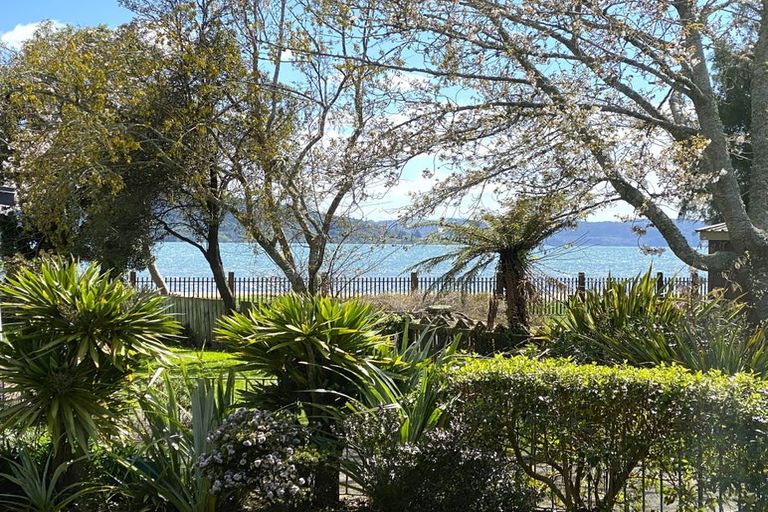 Photo of property in 9 Cooper Avenue, Holdens Bay, Rotorua, 3010
