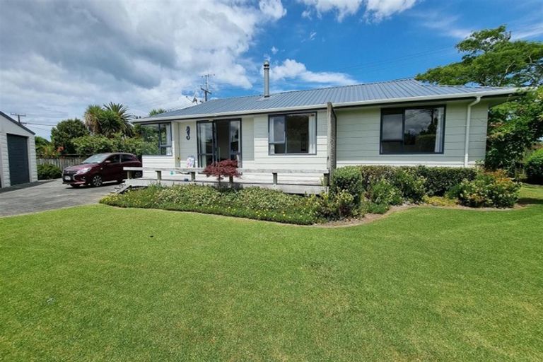 Photo of property in 1a Ferry Road, Waipu, 0510