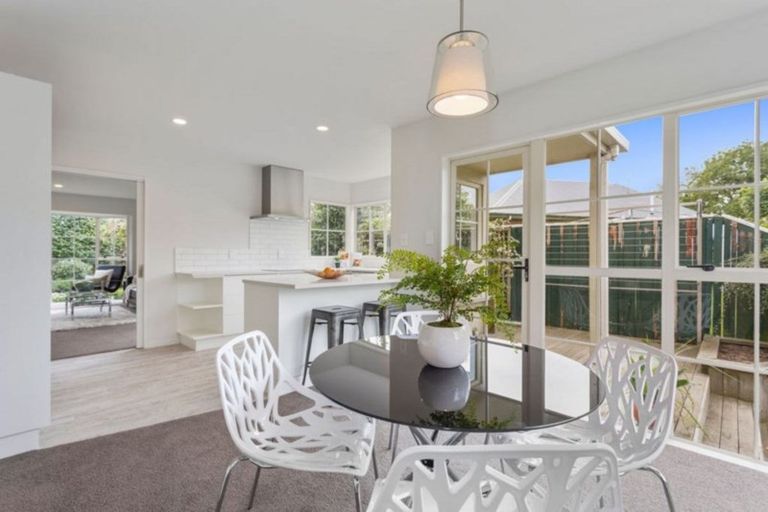 Photo of property in 86a Peer Street, Upper Riccarton, Christchurch, 8041