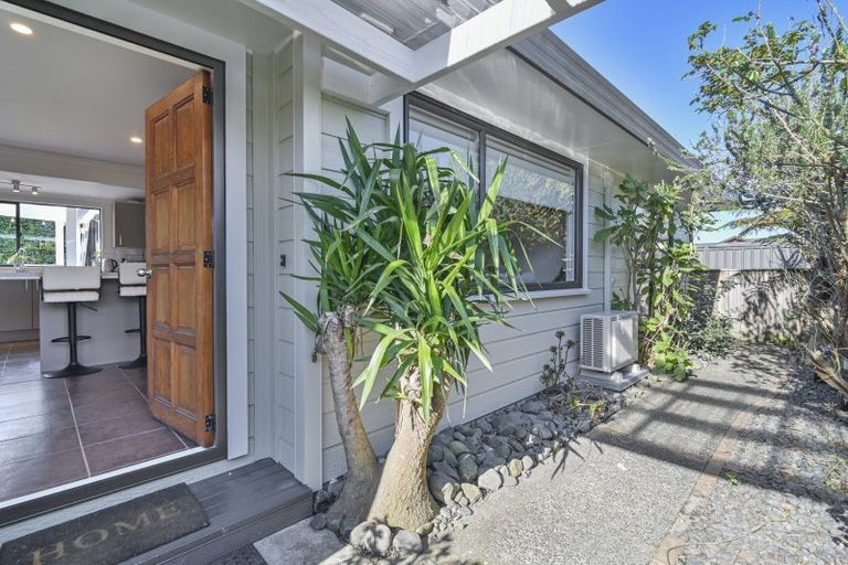 Photo of property in 4 Symons Street, Parkvale, Hastings, 4122