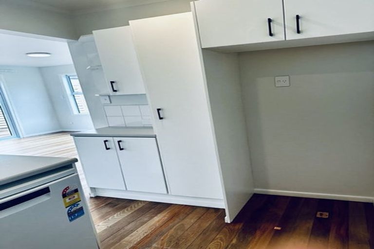 Photo of property in 2/8 Campbell Road, Takapuna, Auckland, 0622