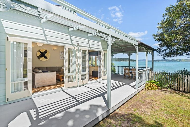 Photo of property in 104 Ritchie Road, Parua Bay, Whangarei, 0174