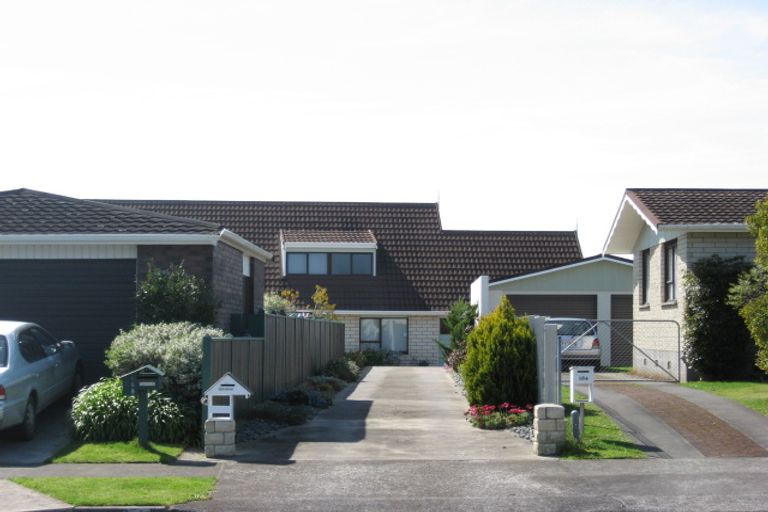 Photo of property in 154a Heta Road, Highlands Park, New Plymouth, 4312