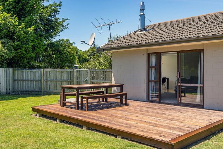 Photo of property in 16 Torlesse Crescent, Darfield, 7510