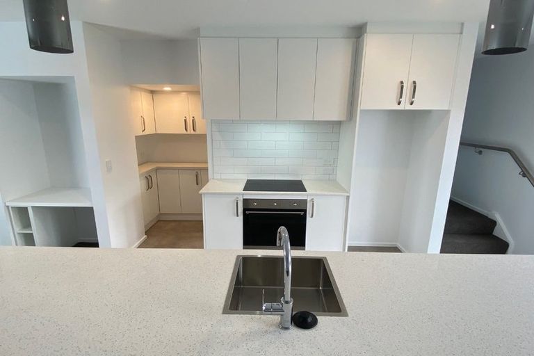 Photo of property in 2/242 Edgeware Road, Edgeware, Christchurch, 8013