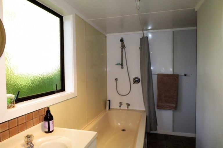 Photo of property in 148 Brougham Street, Westport, 7825