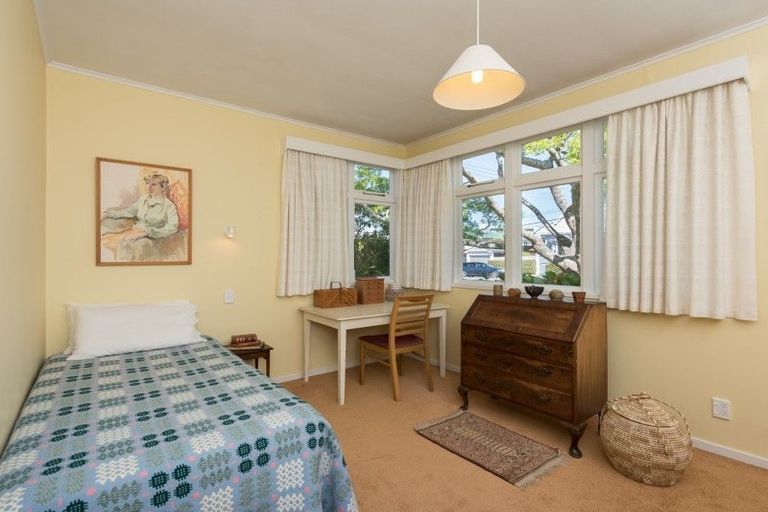 Photo of property in 26 Marsden Avenue, Karori, Wellington, 6012