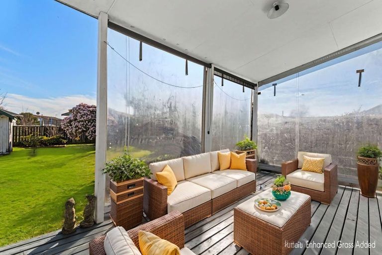 Photo of property in 3 Sequoia Crescent, Owhata, Rotorua, 3010