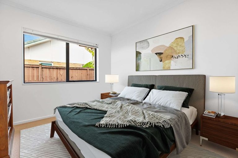 Photo of property in 9 Croftview Road, Wattle Downs, Auckland, 2103