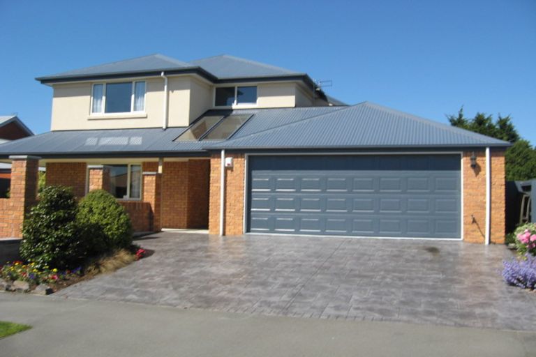 Photo of property in 32 Pepperwood Place, Shirley, Christchurch, 8061
