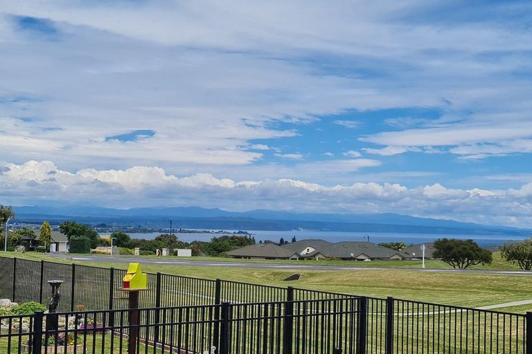 Photo of property in 50 Huka Heights Drive, Rangatira Park, Taupo, 3330