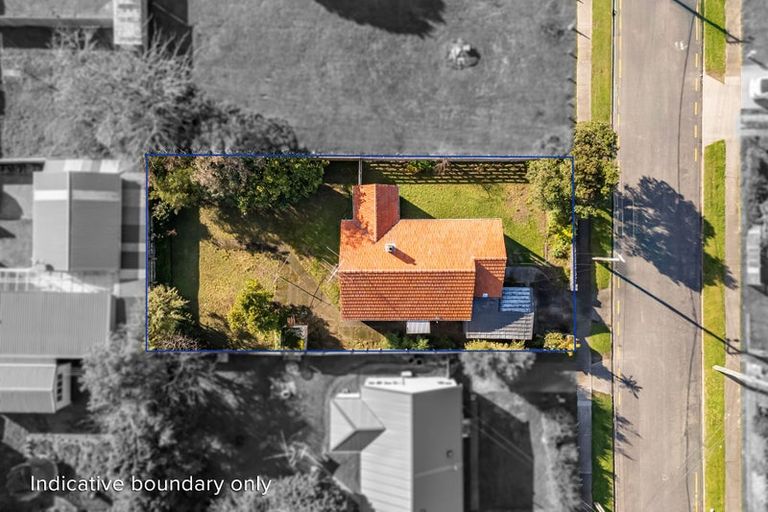 Photo of property in 25 Poole Street, Taita, Lower Hutt, 5011