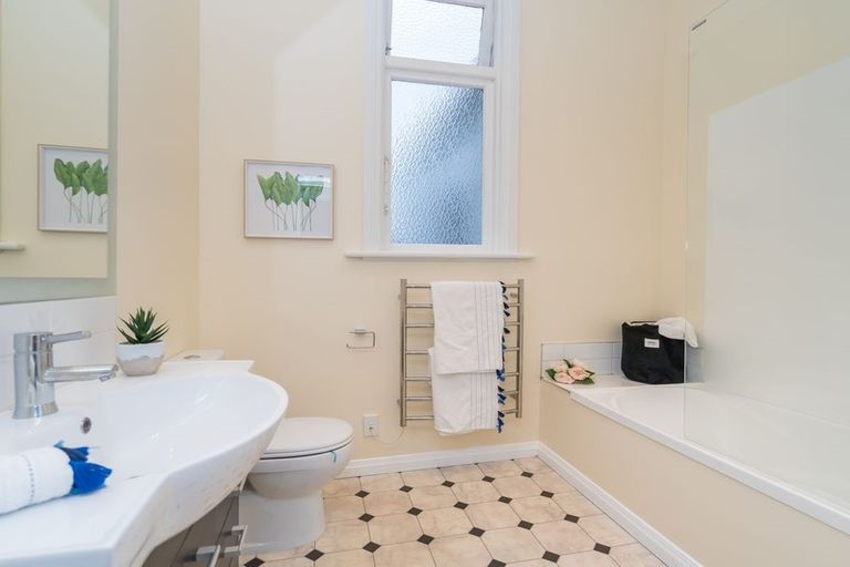 Photo of property in 742 Highgate, Maori Hill, Dunedin, 9010