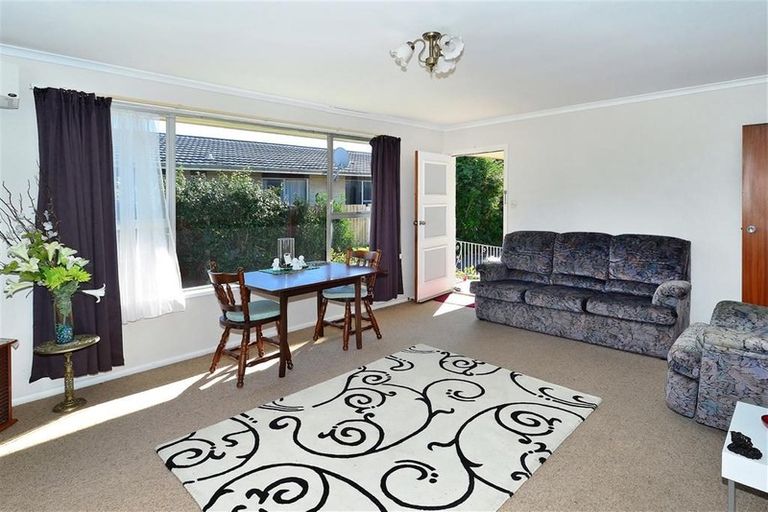 Photo of property in 2/28 Strathfield Avenue, Dallington, Christchurch, 8061
