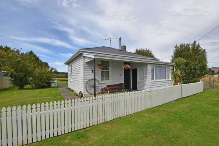 Photo of property in 13 Birchwood Road, Ohai, 9635