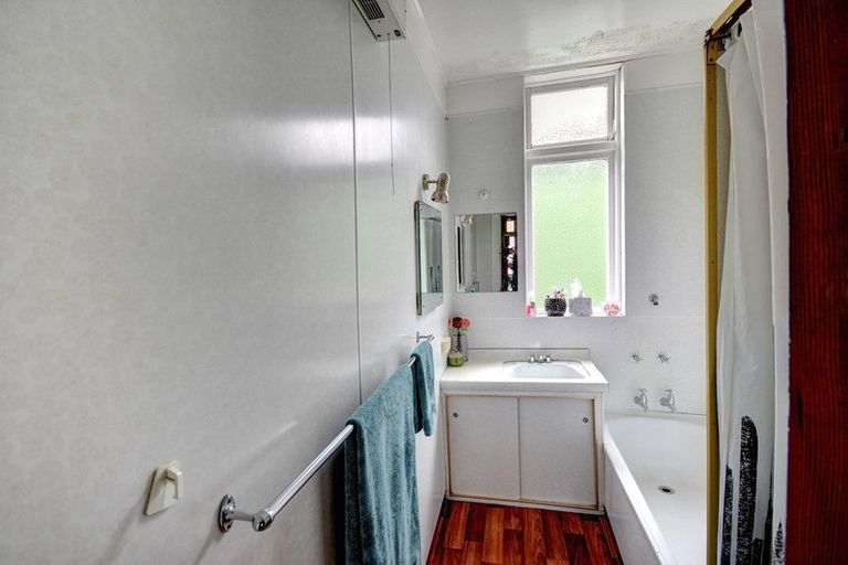 Photo of property in 18 Morrison Street, Caversham, Dunedin, 9012