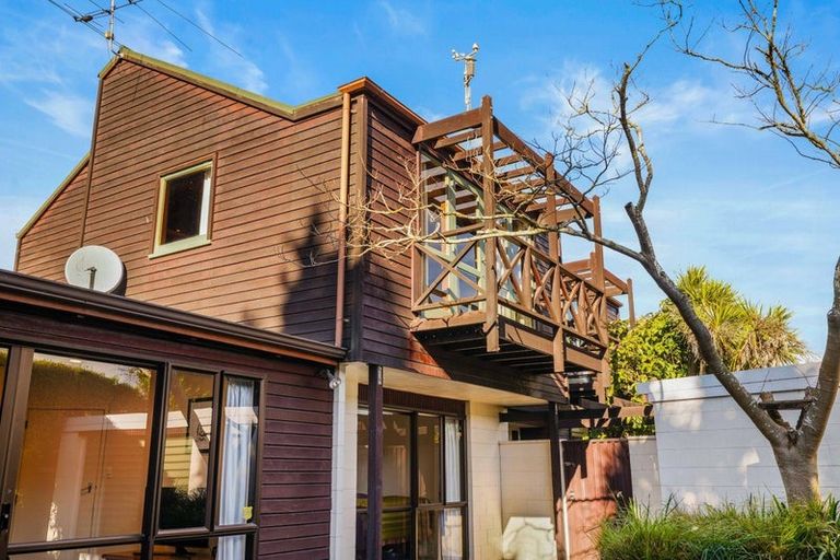 Photo of property in 4 Ferniehurst Street, Somerfield, Christchurch, 8024