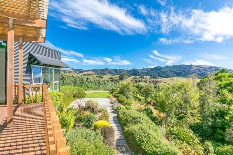 Photo of property in 20 Okupata Road, Oparau, 3878