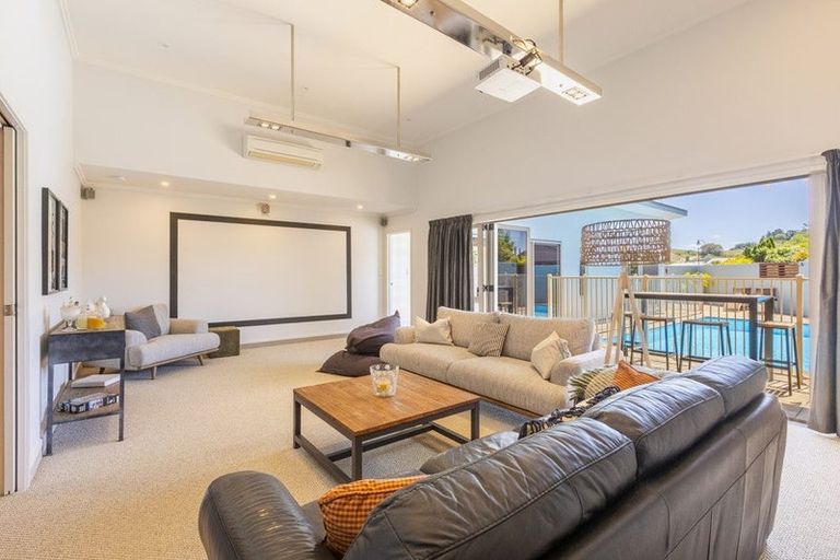 Photo of property in 35 Pinotage Drive, Greenmeadows, Napier, 4112