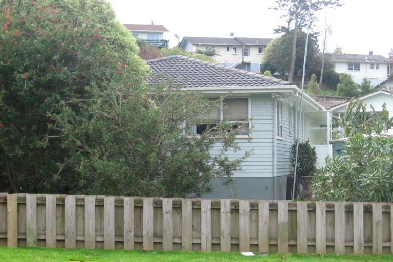 Photo of property in 27 Sunline Avenue, Massey, Auckland, 0614