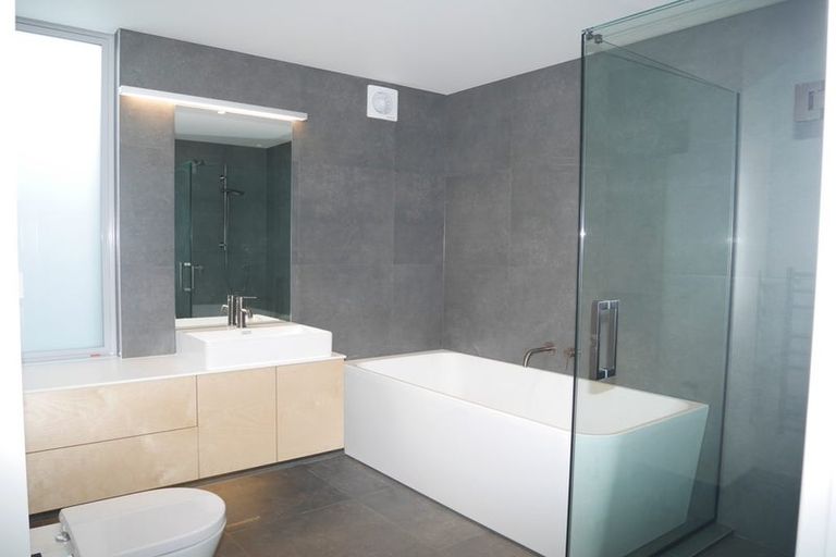 Photo of property in 384d Kapiti Road, Paraparaumu Beach, Paraparaumu, 5032