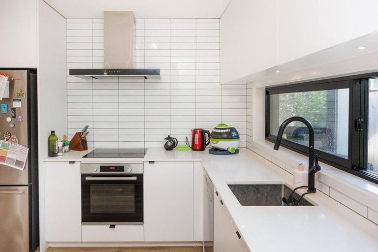 Photo of property in 23a Karina Terrace, Roslyn, Palmerston North, 4414