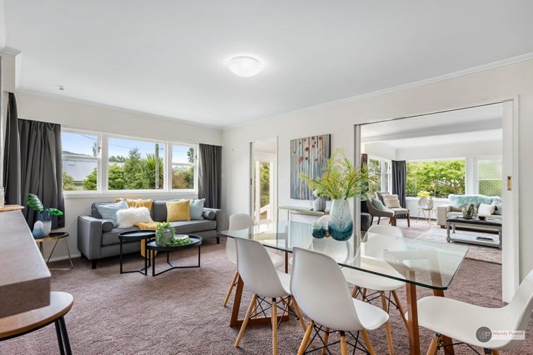 Photo of property in 42 Manuka Street, Stokes Valley, Lower Hutt, 5019