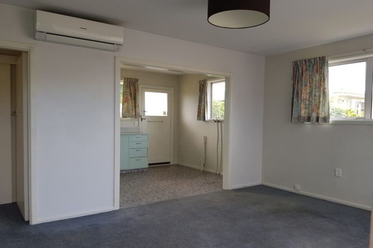 Photo of property in 77 Dover Street, St Albans, Christchurch, 8014