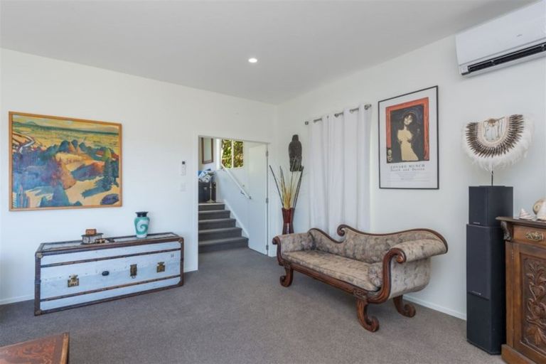 Photo of property in 10 Strata View, Western Heights, Hamilton, 3200